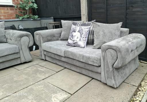 Buy & Sell Wednesfield Wolverhampton - Photos for Grey Verona Sofas.3&2