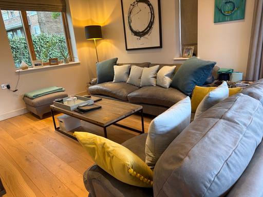 Buy & Sell - Photos for Loaf Sofa Set - Excellent Condition