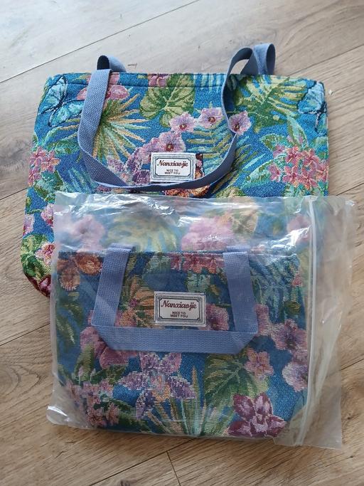 Buy & Sell Selly Oak Birmingham - Photos for Br/new Bags x 2