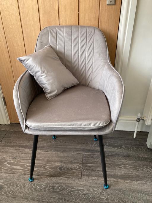 Buy & Sell Ettingshall Park Wolverhampton - Photos for Chair