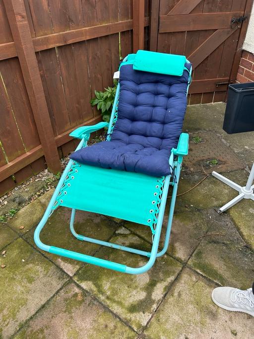 Buy & Sell Ormesby Redcar and Cleveland - Photos for Sunloungers x 2