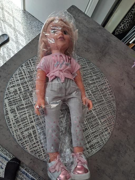 Buy & Sell Park Hill Sheffield - Photos for generation doll