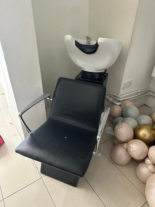 Buy & Sell Bethnal Green East London - Photos for X2 Backwash Salon Chair