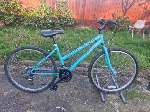 Buy & Sell Stockley Park Hillingdon - Photos for LADIES ARDEN BIKE BICYCLE