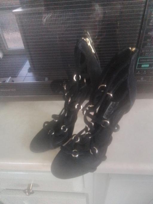 Buy & Sell Aldridge Walsall - Photos for LADIES BLACK SANDELS