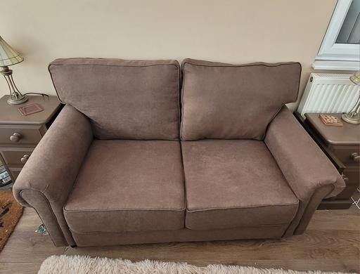 Buy & Sell Mayland Maldon - Photos for Small 2 seater brown linen sofa new