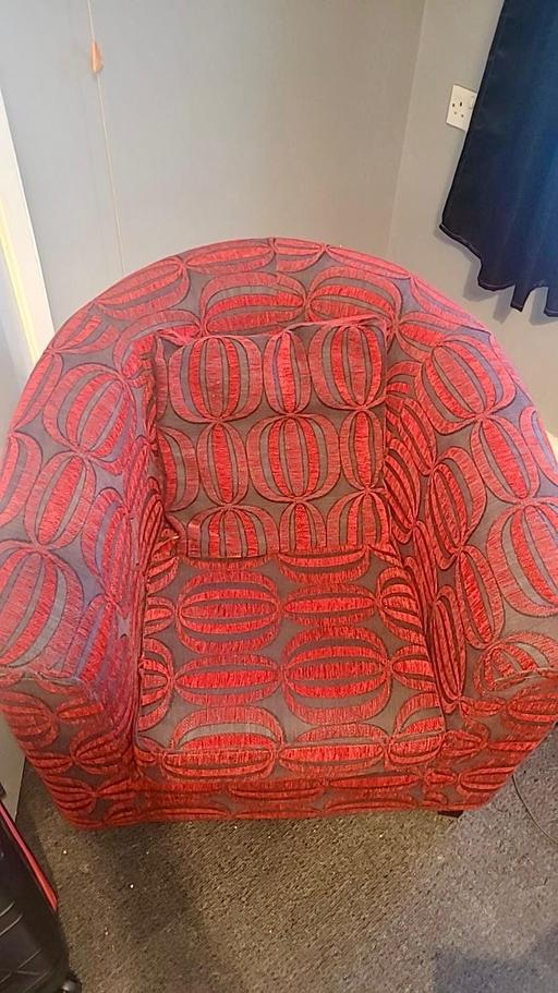 Buy & Sell Enfield Town Centre Enfield - Photos for Red Upholstered TUB chairs Pair