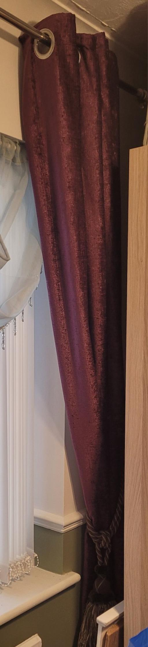 Buy & Sell Mayland Maldon - Photos for Dunelm purple/plum chenille eyelet curtains