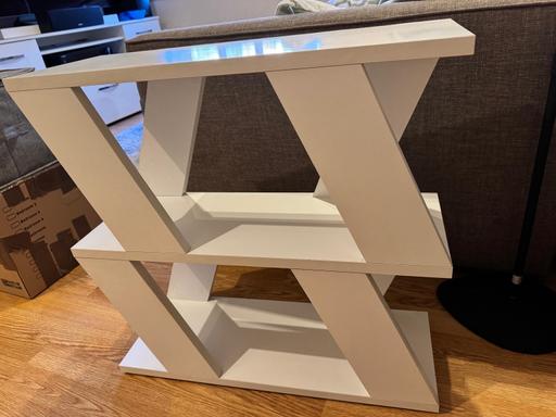 Buy & Sell Kingston Upon Thames Town Centre Kingston upon Thames - Photos for Side table / shelving unit