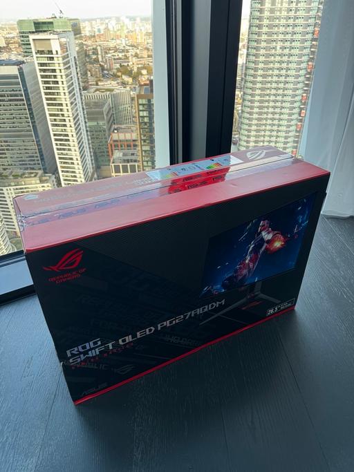 Buy & Sell Canary Wharf East London - Photos for ASUS ROG gaming monitor