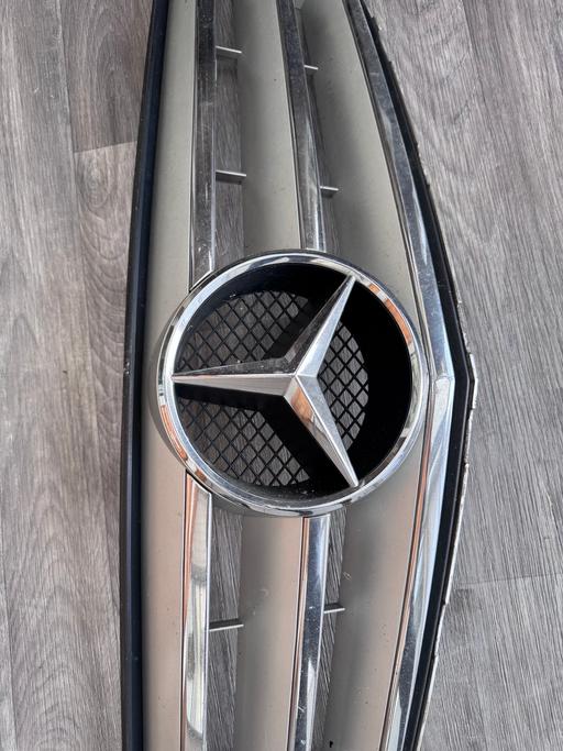 Vehicles Tividale Sandwell - Photos for Mercedes C-Class Front Grill