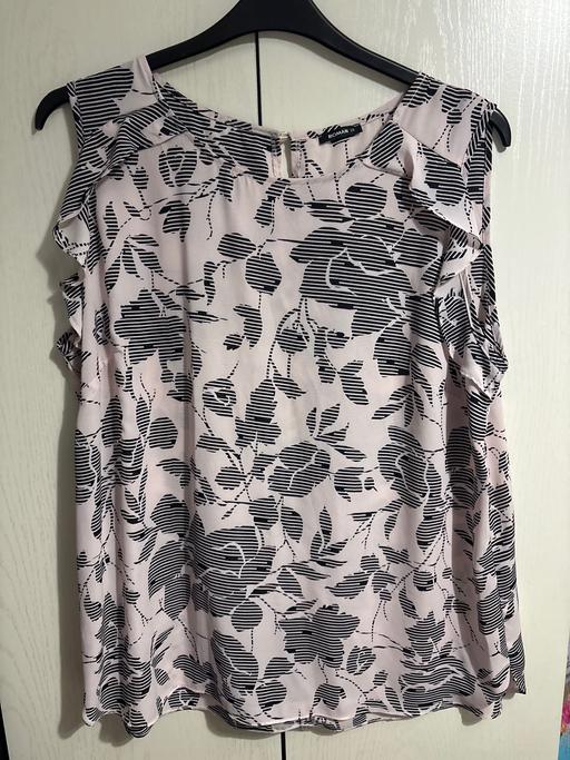 Buy & Sell Woodsetton Dudley - Photos for Ladies blouse