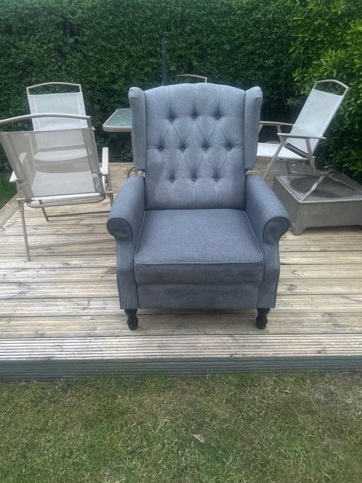 Buy & Sell Purfleet-on-Thames Thurrock - Essex - Photos for Reclining chair