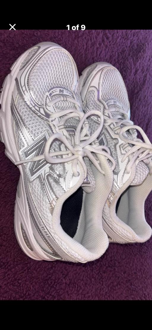 Buy & Sell St Luke`s Central London - Photos for 3 pairs of trainers for sale