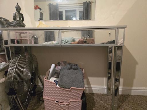 Buy & Sell Cradley Heath Sandwell - Photos for glass/mirrored dressing table