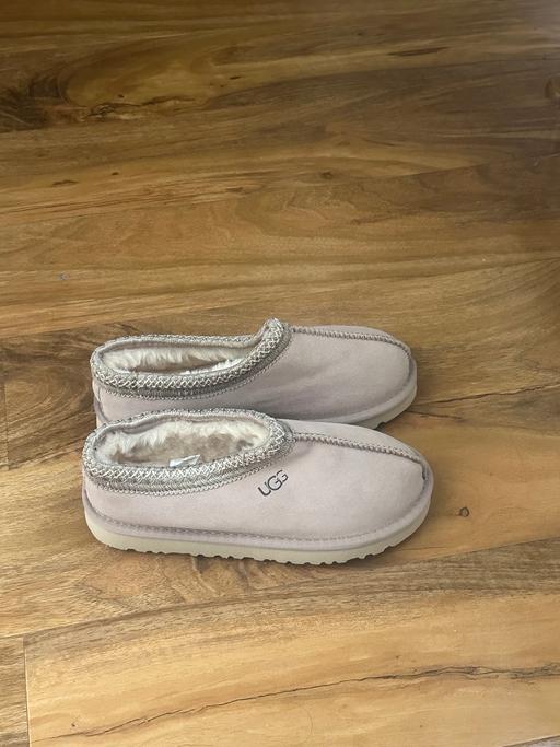 Buy & Sell Winchmore Hill North London - Photos for Ugg Tasman slippers