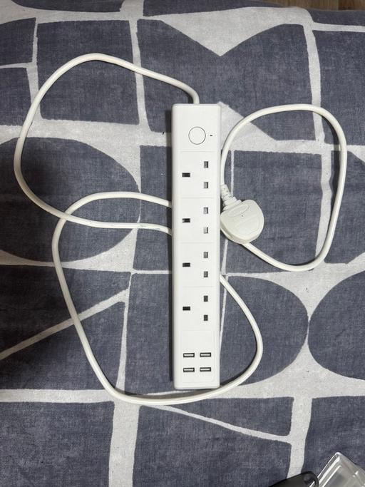 Buy & Sell Chadwell Heath Redbridge - Photos for 1.8m cable Extension Lead with USB Slots