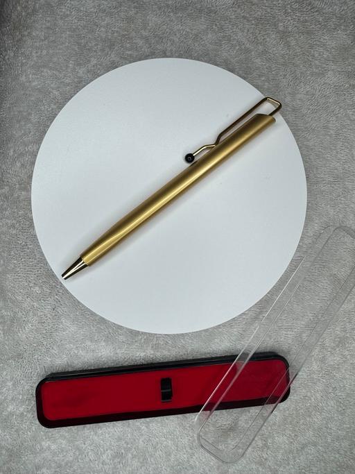 courses Harrow North West London - Photos for Laxury ballpoint pen with case