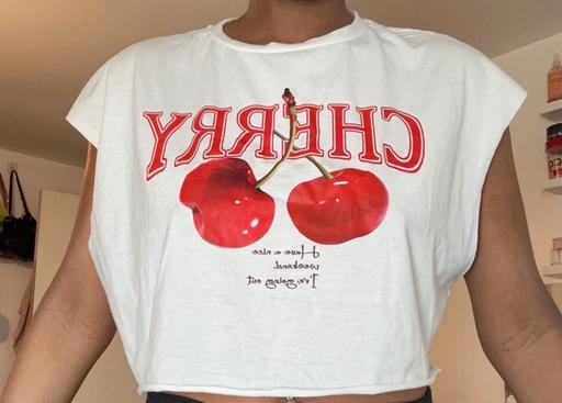 Buy & Sell Totterdown Bristol - Photos for Cropped cherry top