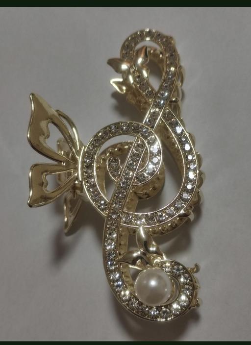 Buy & Sell Grafton Street Industrial Estate West Northamptonshire - Photos for Beautiful hair clip