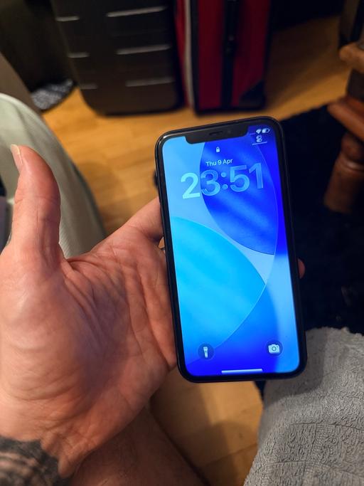 Buy & Sell Clapham Junction South West London - Photos for iPhone 11