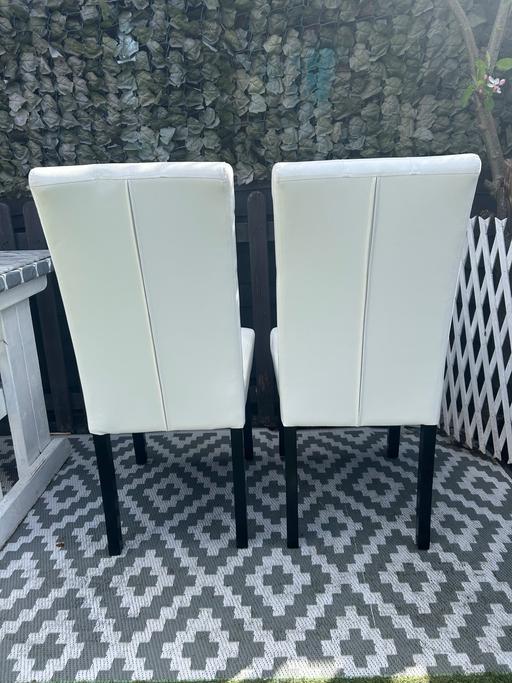Buy & Sell Cheshunt Broxbourne - Photos for 2 x White Faux Leather Dining Room Chairs