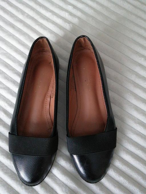 Buy & Sell Wednesfield Wolverhampton - Photos for ladies size *5*