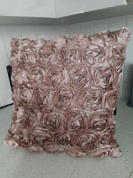 Buy & Sell South Hylton Sunderland - Photos for cushion