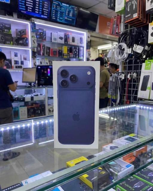 Buy & Sell Romford Havering - Photos for IPHONE 17 PRO MAX - 512GB - DEEP BLUE