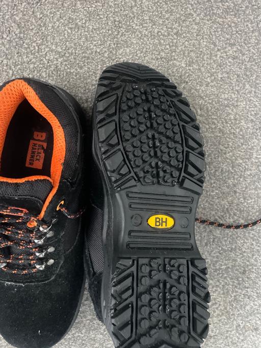 Buy & Sell Walsall Wood Walsall - Photos for New walking boots size 6