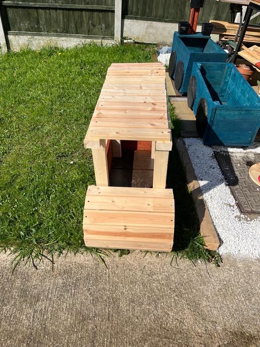 Buy & Sell Adwick-Upon-Dearne Doncaster - Photos for Flintstones Planter. £10 collect only