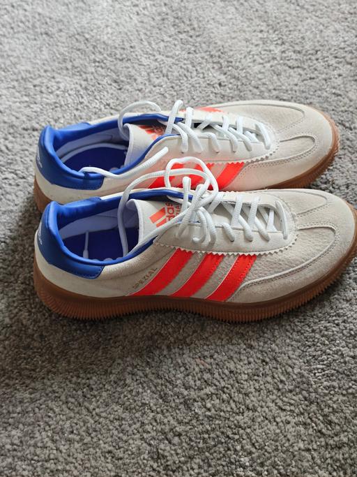 Buy & Sell Brighton Brighton - Photos for Adidas Handball Spezial Pro indoor court shoe