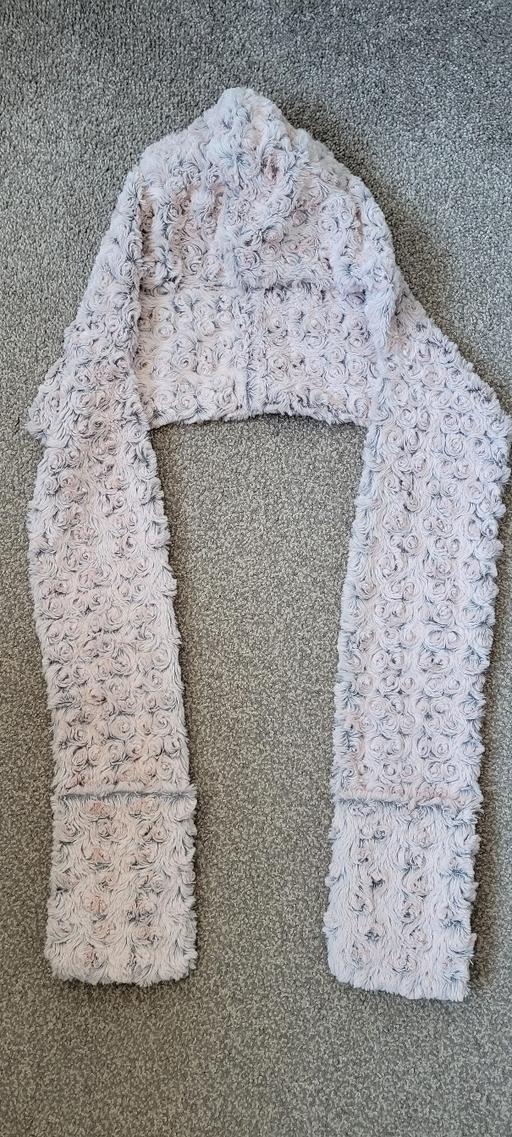 Buy & Sell Great Houghton Barnsley - Photos for Hat and scarf combo with pockets