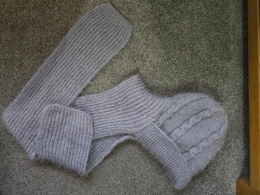 Buy & Sell Rowley Regis Sandwell - Photos for woolie hat, fur lined, with scarf attached