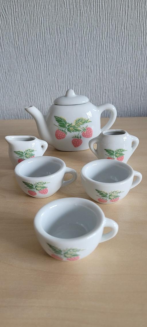 Buy & Sell Great Houghton Barnsley - Photos for Child's ceramic playset