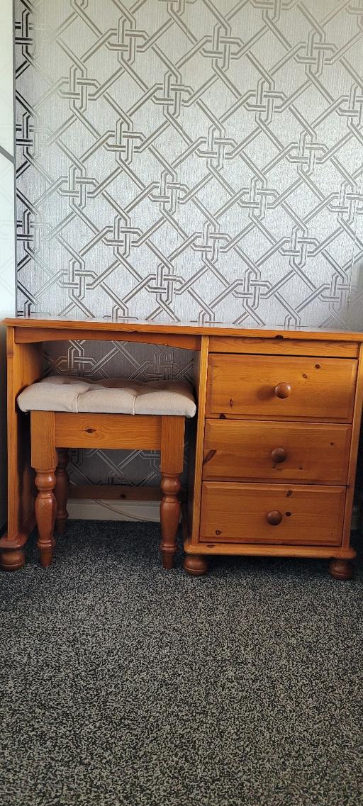 Buy & Sell Great Houghton Barnsley - Photos for Dressing table and stool