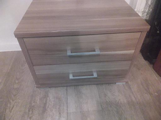 Buy & Sell South Quay East London - Photos for Chest of Drawers. Solid Wood