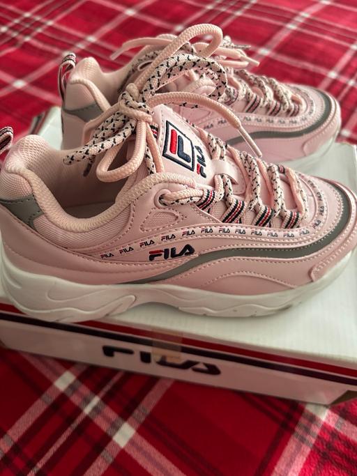 Buy & Sell Greenford Ealing - Photos for Fila trainers