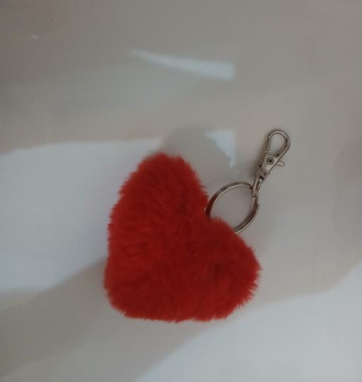 Buy & Sell Radcliffe Bury - Photos for Fluffy Heart Keyring New