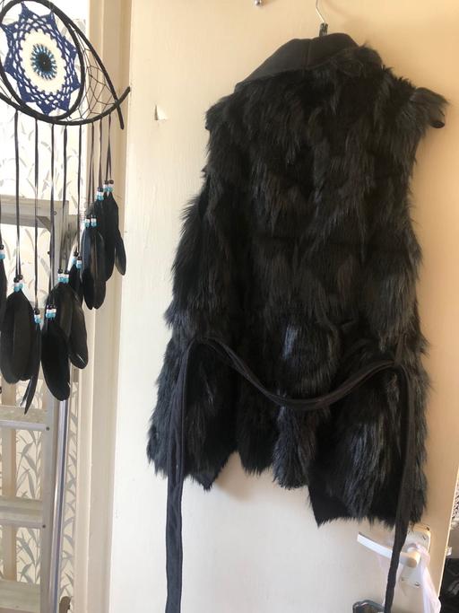 Buy & Sell Enfield Lock Enfield - Photos for Lipsy Faux Fur Black Gilet Jacket Size 10