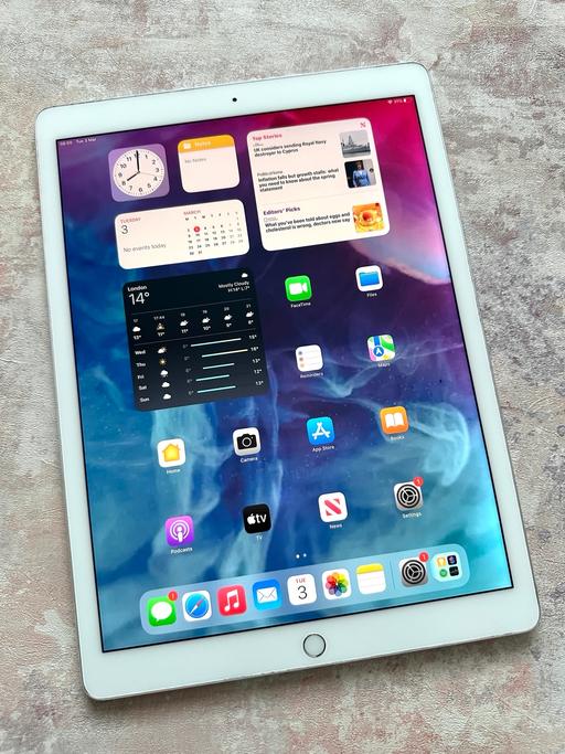 Buy & Sell Newington South East London - Photos for Apple iPad Pro 12.9” 128GB 4GB Ram | Mint