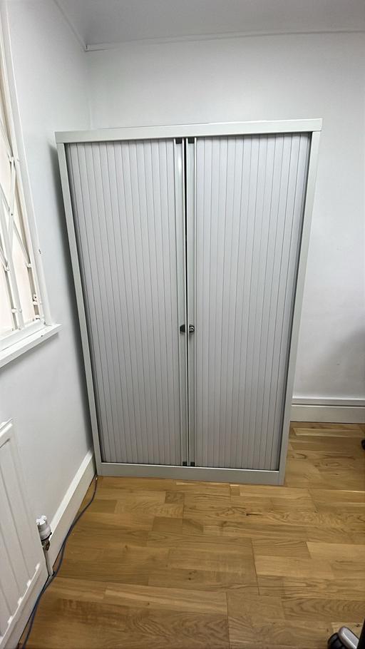 Buy & Sell South Quay East London - Photos for Steel storage cabinets