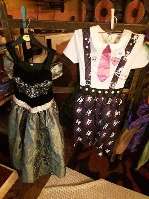 Buy & Sell Hopwood Bromsgrove - Photos for 10 dressing up clothes