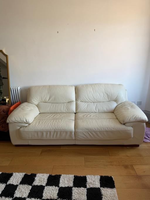 Buy & Sell - Photos for Cream Leather Sofa (Excellent condition) £300