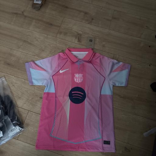 Buy & Sell Hayes Hillingdon - Photos for Pink Barcelona shirt