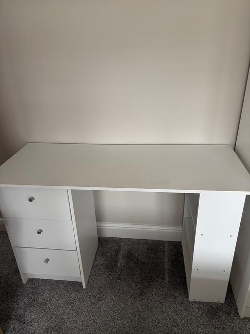 Buy & Sell Holland Moor West Lancashire - Photos for Desk & Chair