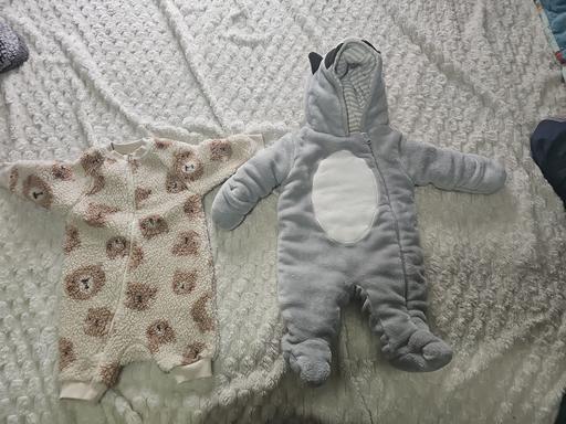 Buy & Sell Saint Andrew`s Hull - Photos for baby snowsuit