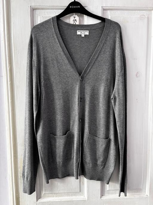 Buy & Sell Norbury South West London - Photos for Light grey men’s cardigan