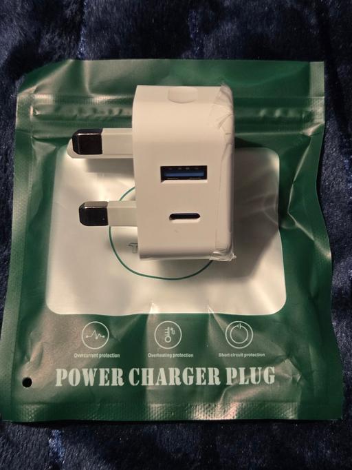 Buy & Sell Bushbury Wolverhampton - Photos for FAST CHARGE PLUGS