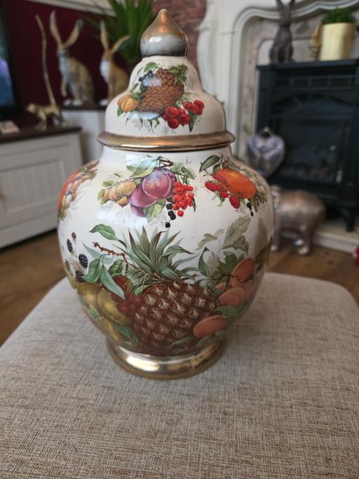 Buy & Sell Holly Hall Dudley - Photos for FRESH FRUIT LARGE GINGER JAR